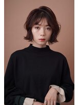 ラダ(Lada)&nbsp;【LadA 城本英恵】  動きのあるナチュラルボブスタイル