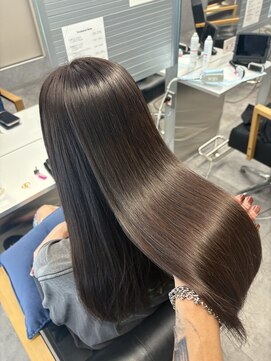 キング 梅田店(K!ng) 縮毛矯正髪質改善ハイライトレイヤーカット梅田美容室エクステ