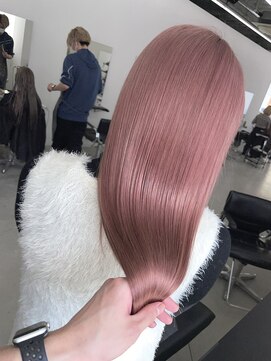 エゴル ナゴヤサカエ(ENGOL NAGOYA SAKAE) ピンクカラー