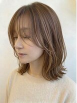 ヌードルバイコア(noodle by CoRe.gn)&nbsp;ナチュラル白髪ぼかしグレージュくびれミディ秋カラー大人女性