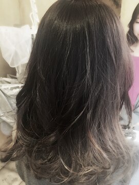 ユニーク(UniQ) 透明感◎グレージュグラデーション［UniQ 中平 亮］