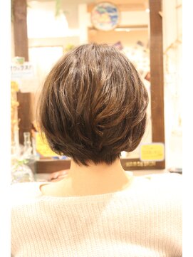 ヘアー ド ブラン(Hair de Brun) ☆べっぴんさんショートボブ☆