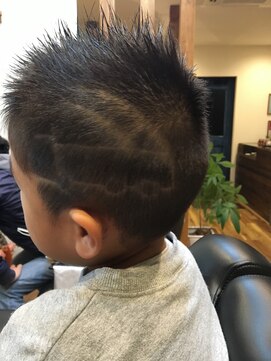シンズバーバー(SIN'S BARBER) キッズカット ソフモヒスタイル