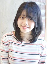 アフロート ルヴア(AFLOAT RUVUA)&nbsp;AFLOAT RUVUA新宿京佳『職場OKなダークアッシュとひし形ミディ』