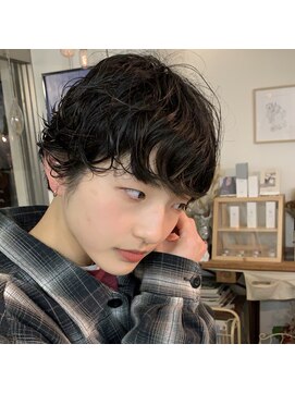 ラプト(rapt) 黒髪マッシュショート