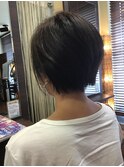 襟足すっきり見せグラボブ風