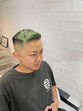 メリケンバーバーショップ フクオカ(MERICAN BARBERSHOP FUK) かき上げヘアショートレイアーくせ毛風パーマコンマヘア43