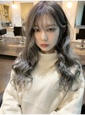 透明感シルバーグレージュカラー