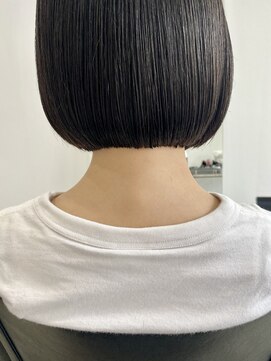 オドル(odol) 『odol和歌山』20代30代40代大人可愛い切りっぱなし前下がりボブ