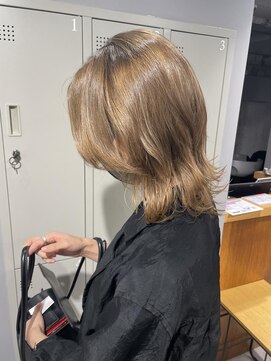 シェル 吉祥寺(shell) ミディアムウルフ_ミルクティーベージュ