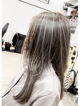 ペイジ(PEIGE) コントラストグレージュはいら