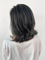 オル(Olu)&nbsp;【MASAYA】バレイヤージュ、ハイライトカラーアッシュグレージュ