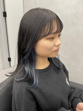 ファイブバイジエクト 堀江(FIVE by The Ect) インナーカラー　イヤリングカラー　インナーブルー　ネイビー