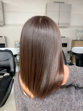 フルールバイアヴァンスクロス(Flulu by avance. cross) ナチュラルブラウン×髪質改善カラー