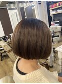 ショートボブ