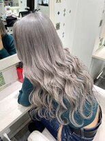 ラピス 池袋(Lapis)&nbsp;ホワイトグレーカラー