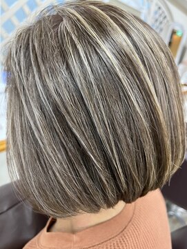 松本平太郎美容室 吉祥寺本店 グレイヘアボブ/30代40代50代60代