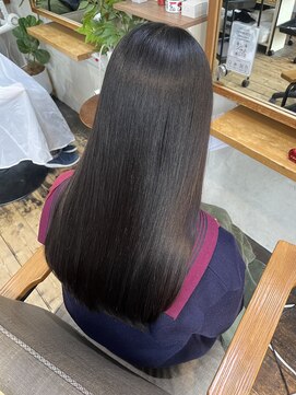 ヨンセンチメートルヒロサカ(4cm HIROSAKA) 髪質改善トリートメント