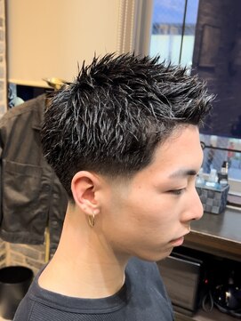 ミリオンバックス 上野(Million Bucks) テーパーフェードスパイキーショート<理容室>[メンズ/床屋/上野]