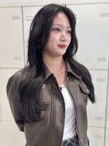 ジルバイジゼル(JILL by GiseL)&nbsp;ロング　レイヤーカット　オリーブグレージュ　透明感　10代20代