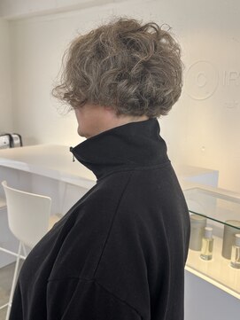 サークル(CIRCLES) くせ毛カット/外国人カット/ショートカット