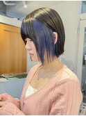 インナーカラー　切りっぱなしボブ　ブルーカラー　N