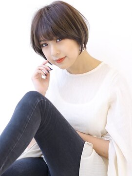 オーロ 塚口店(ORO) ブラウン小顔ショート