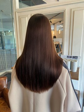 後ろ姿まで綺麗に。オーダーメイド縮毛矯正