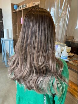 アーティス(artis)の写真/トレンド×似合わせ◎流行りのスタイルをお客様に似合うよう落とし込む☆ぴったりのスタイルで素敵な自分に