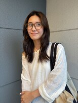 ヘアーアイストゥーレ(HAIR ICI TRE)&nbsp;オリーブカラーレイヤーカット春夏カラー透明感カラーグレージュ