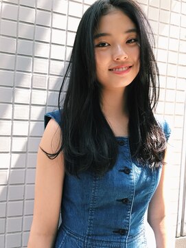 メロウ(MELLOW) 外国人風レイヤーロング ナチュラルアッシュカラー