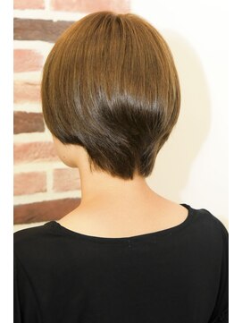 ジウ 上通り(JIU) 大人可愛い！オージュアでうるさら！グラデーションボブ！ひし形