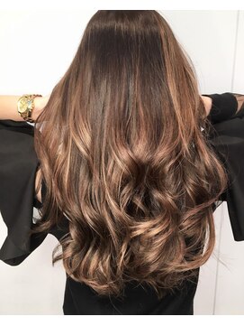 ステア ケース(stair case) ハイライト×バレイヤージュ【1】