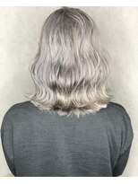 ラビマーニ(Labimani)&nbsp;人生に1度はしてみたい！ホワイトカラー