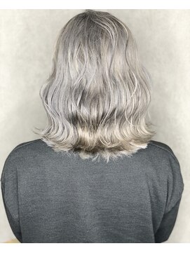 ラビマーニ(Labimani) 人生に1度はしてみたい！ホワイトカラー