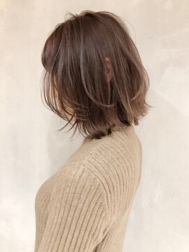 アルバム 銀座(ALBUM GINZA) カーキアッシュレイヤーボブ_ハイライトカラー_ba278842