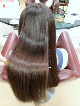 トシオオクボビューティーグループ 大久保 俊一美容室(Toshi Okubo Beauty Group)の写真/《髪質改善》毛髪のダメージが気になる方必見!バージョンUPした「Hi-UP縮毛矯正」でワンランク上の美髪に―