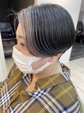 テトラ バイ ネオリーブ 横浜西口店(tetra by neolive) 横浜★ポイントブリーチ顔まわりに大人デザイン