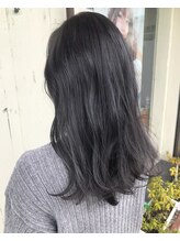 フィールリノ(FEEL lino) 濃いめグレージュ