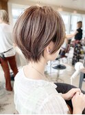 メルティカラーセクシーミディホワイトクレージュ外ハネボブ田邊