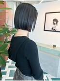 切りっぱなしボブ×透け感グレージュ