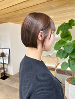 サーリー(SURLY)&nbsp;10代20代丸みショート/ボブナチュラルヘアイルミナカラー