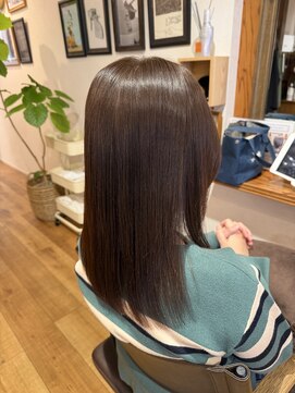 トモリヘアルーム (tomori Hair room) メテオカラーで極上ツヤ髪☆セミロングレイヤースタイル