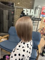 ラフ 心斎橋(LAFF)&nbsp;ミルクティーカラー