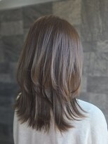 レエラ(LeLa)&nbsp;大人のレイヤーカット【ザクザクバージョン】