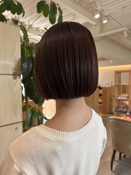 アドラーブル 万代店 (adorable) 20代30代◎透明感ピンクブラウン切りっぱなしボブ