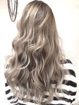 シエル 四条河原町店(CIEL)&nbsp;外国人風3Dカラー☆プラチナベージュ