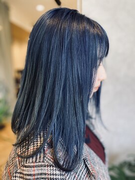 ダリア(dahlia) 深めネイビーカラー