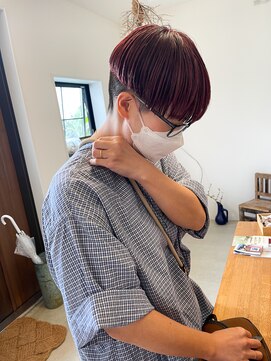 トネリコ(toneriko) 赤のカラー