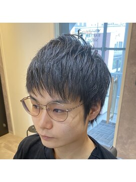 メグロバーバーショップロッポンギ 目黒六(MEGURO BARBER SHOP 6PPONGI) 束感ナチュラルショートレイヤー